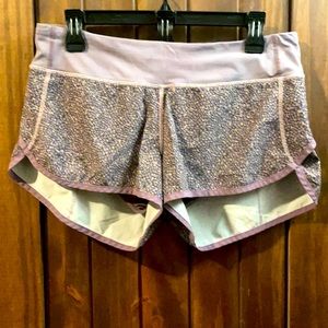 Lululemon size 8 speed short 4 inch inseam